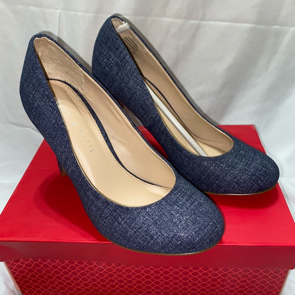 Kelly & Katie Pumps